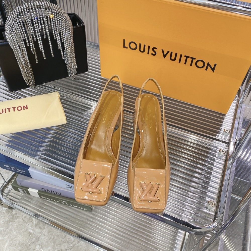 LV high heels LV  LV单鞋
