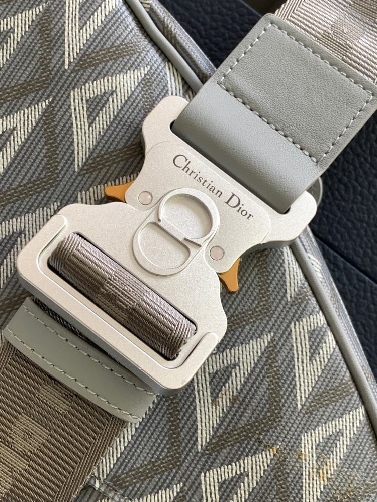 Dior manbag