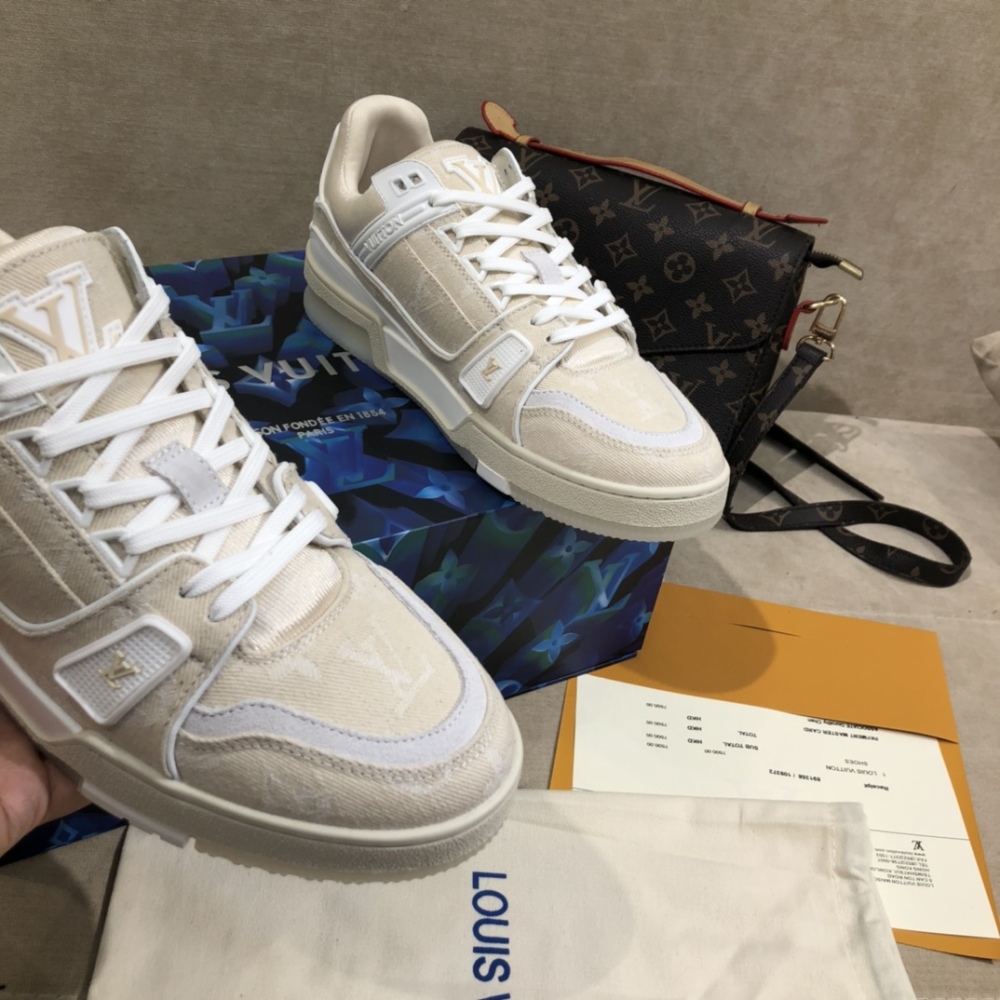 LV flats LV size  LV运动鞋