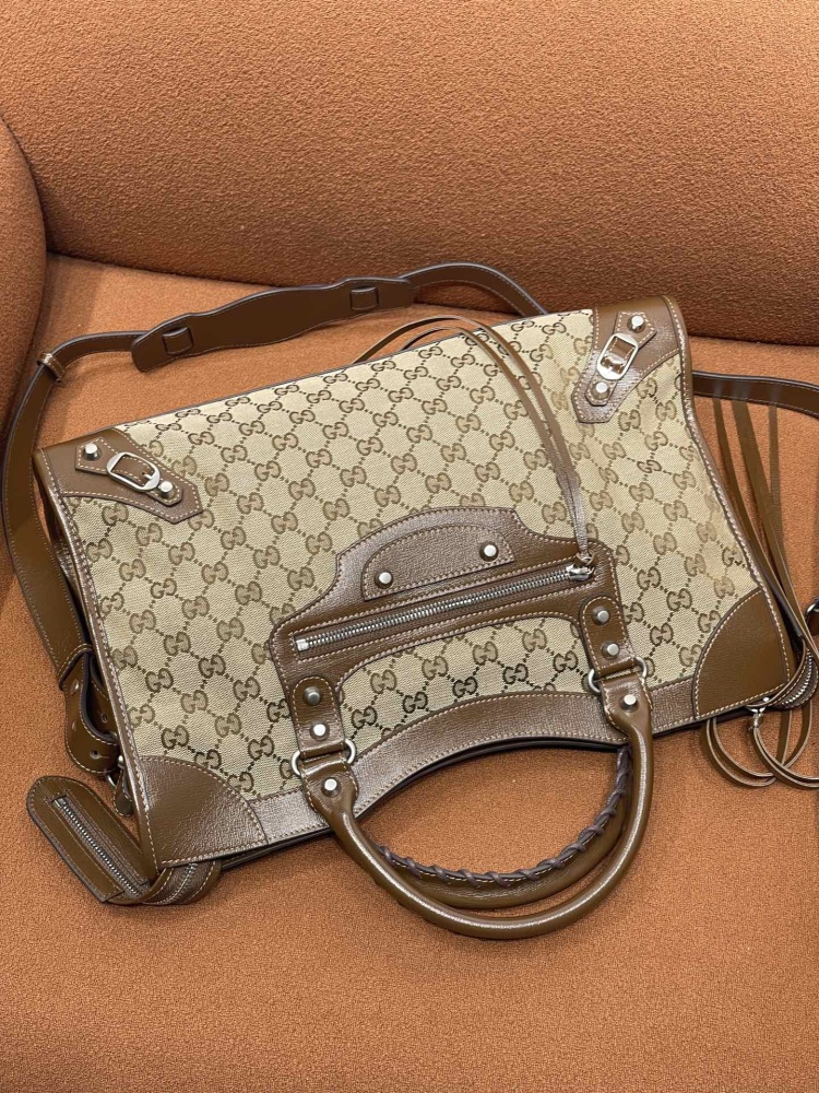 Gucci Gucci  size 39x24x14