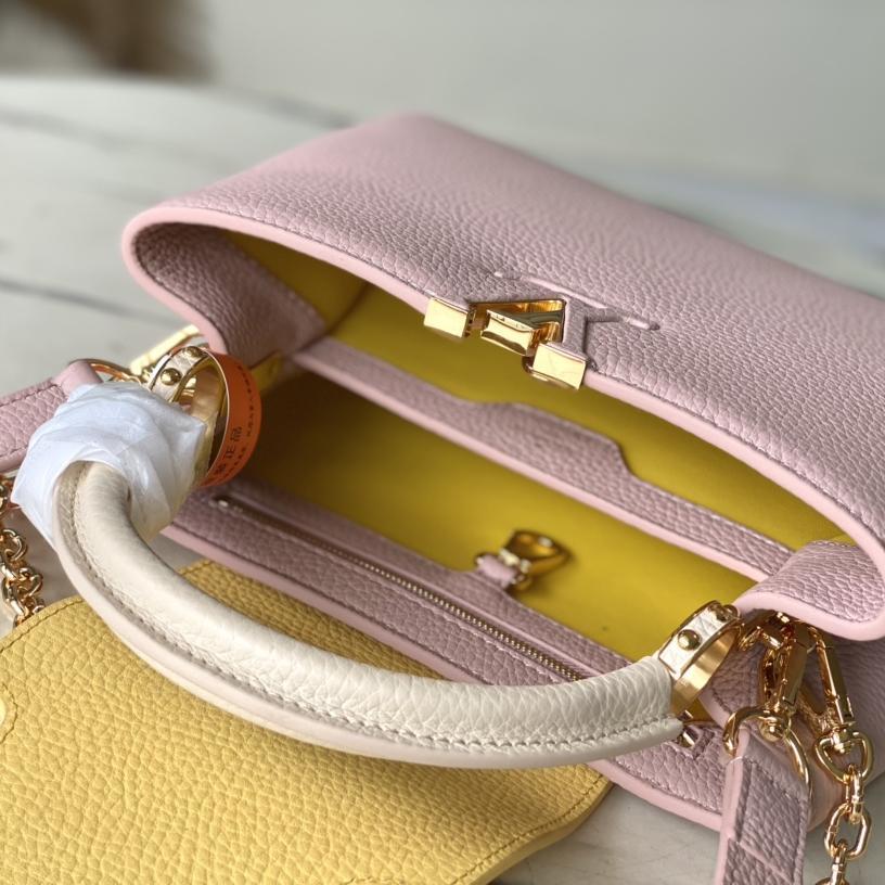 Capucines BB Taurillon Monogram  size 27 x 18 x 9