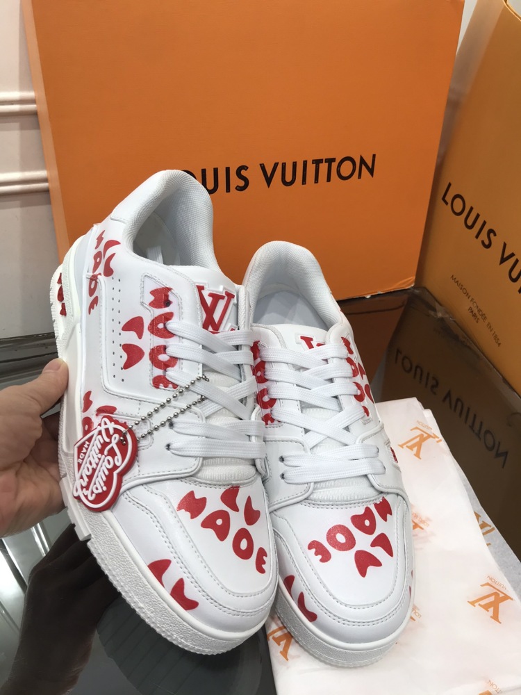 LV flats LV size  LV运动鞋