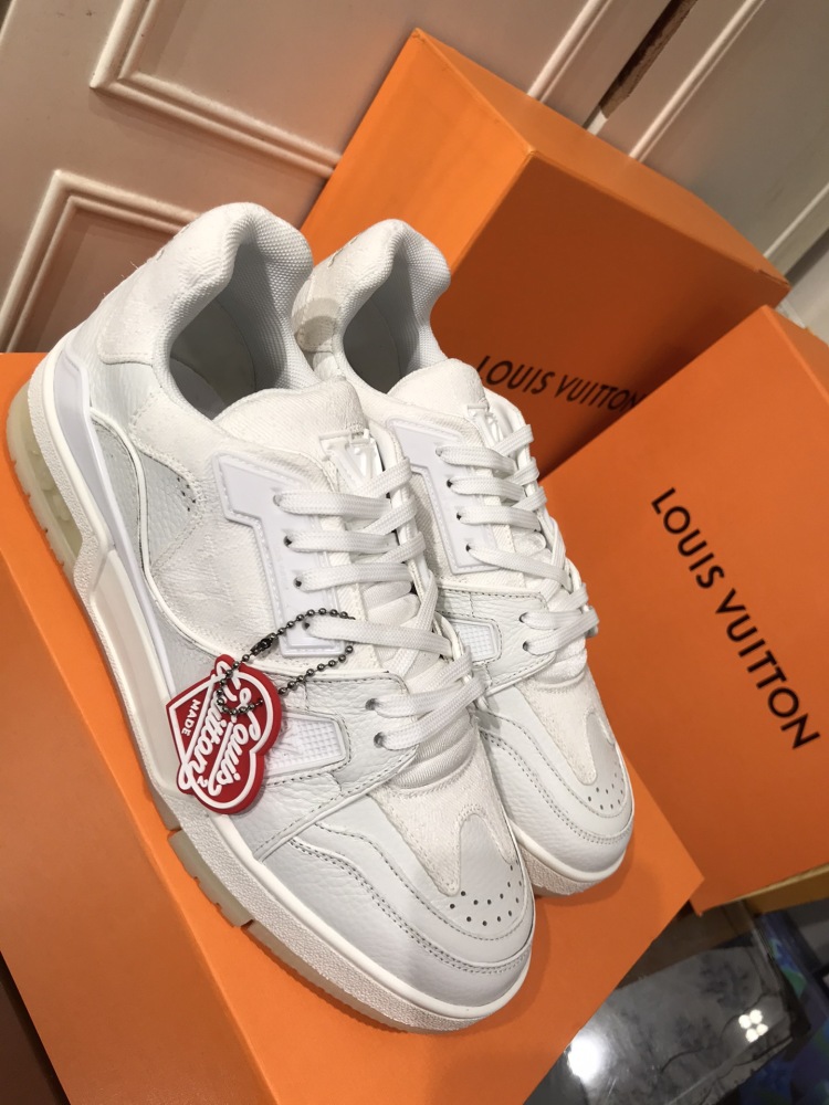 LV flats LV size  LV运动鞋