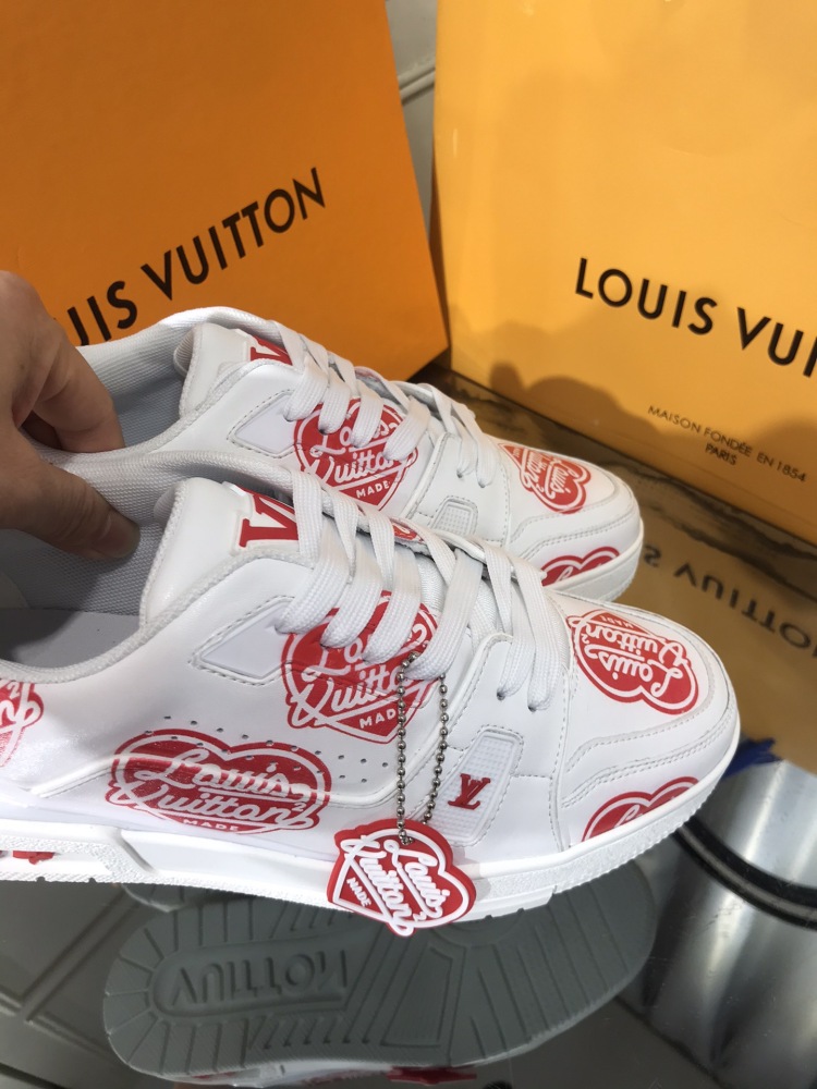 LV flats LV size  LV运动鞋