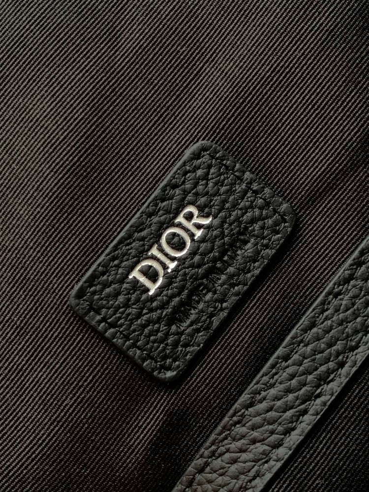 Dior manbag