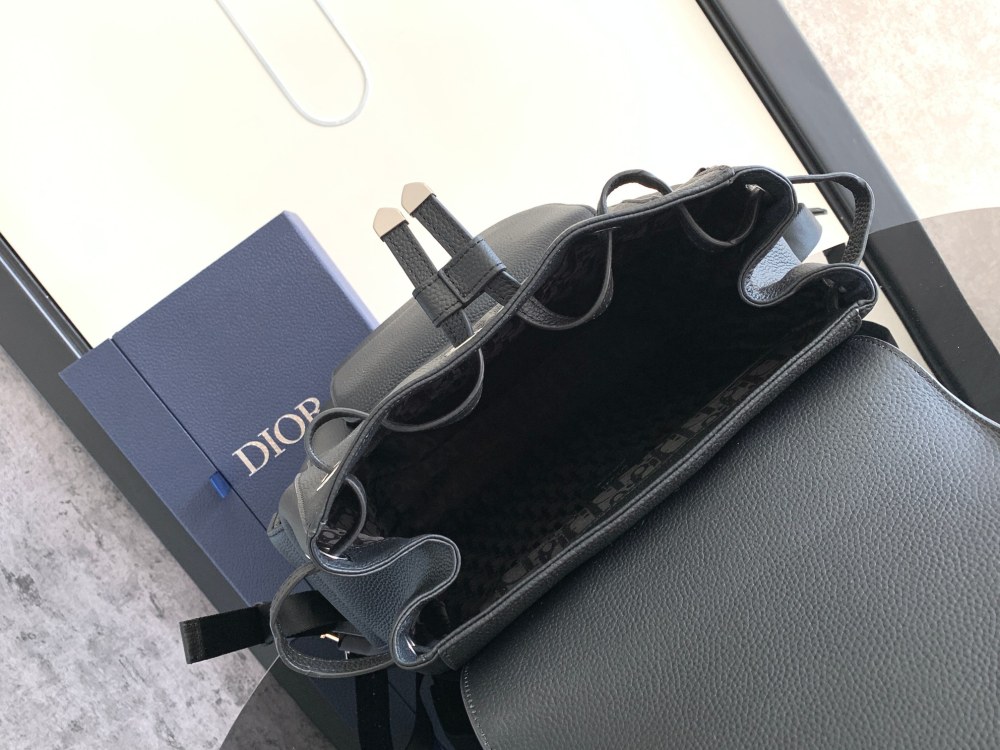 Dior manbag