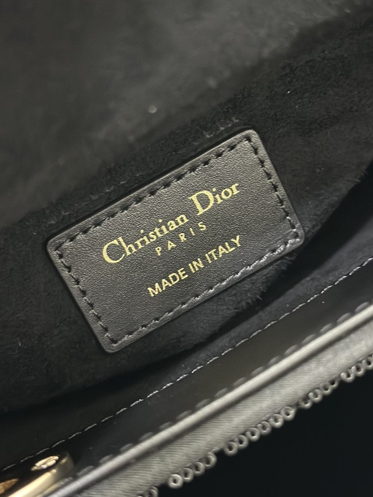 Dior Handmade bag Lady Dior Dior  size 17 x 15 x 7