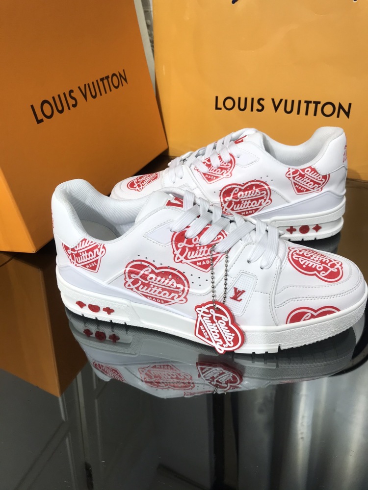 LV flats LV size  LV运动鞋
