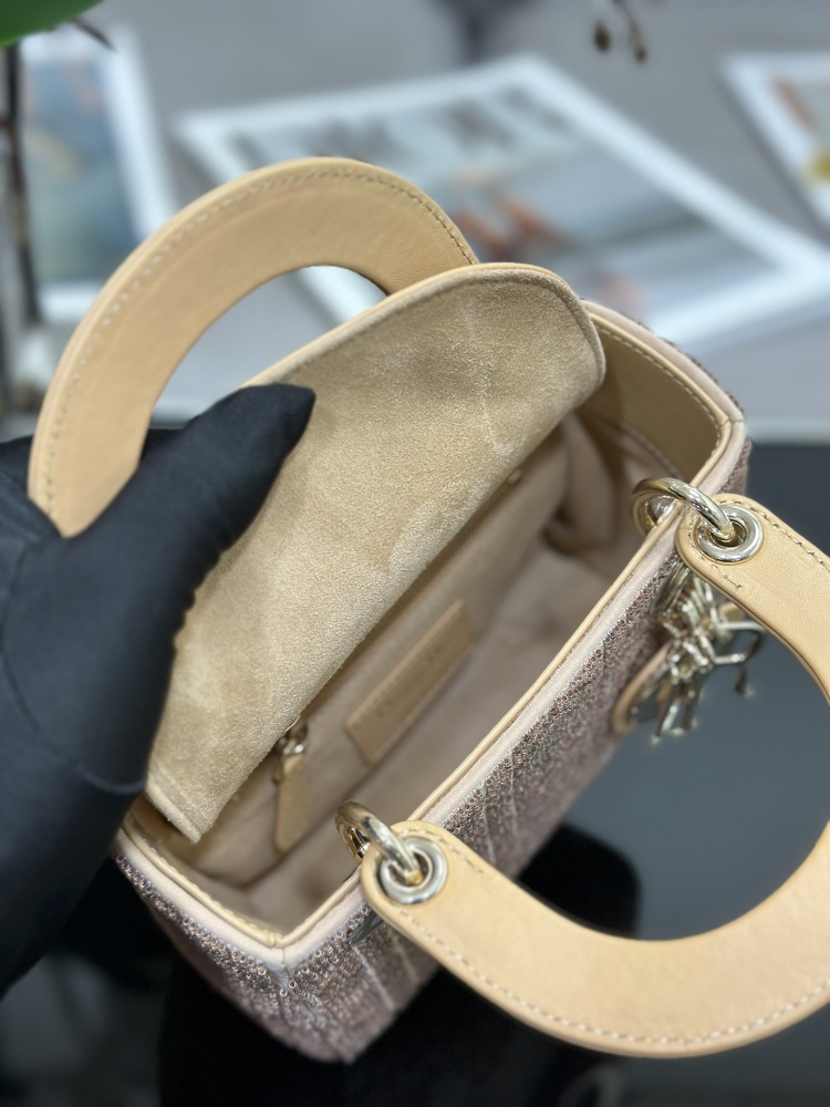 Dior Handmade bag Lady Dior Dior  size 17 x 15 x 7