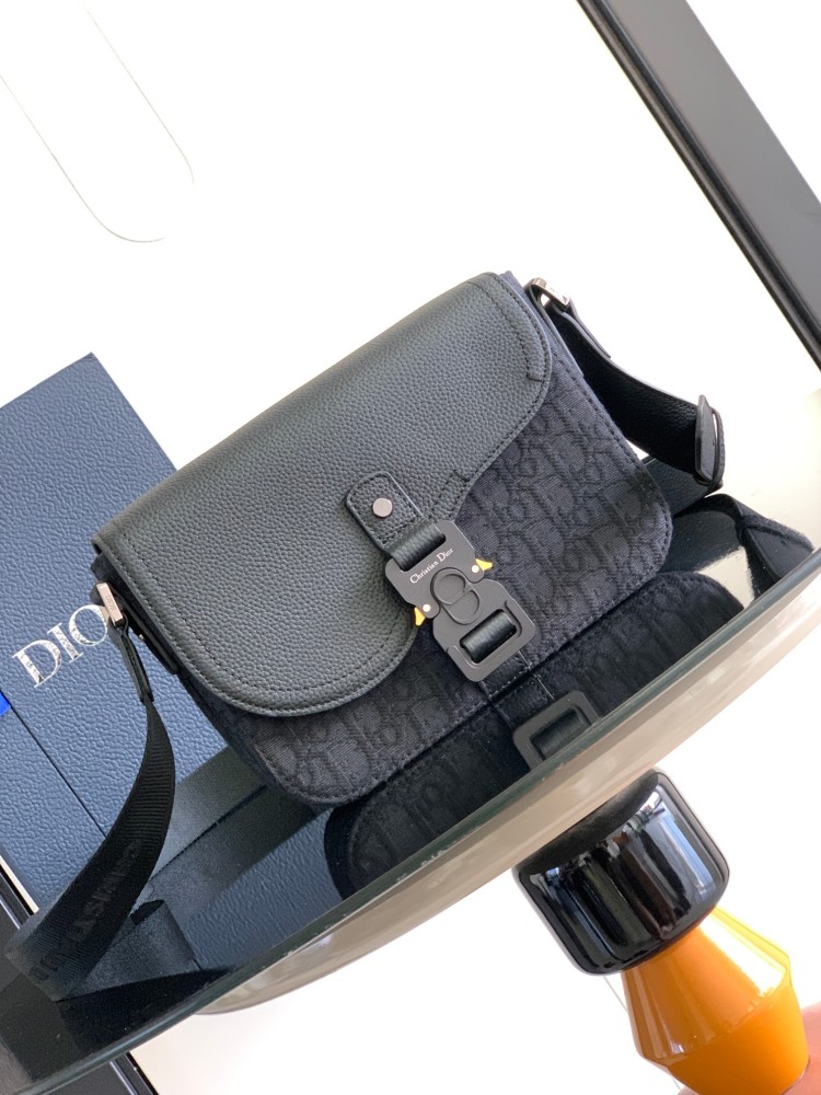 Dior man's  Messenger Bags