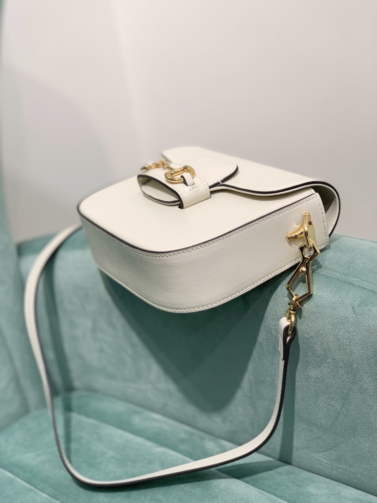 Gucci  size 20.5*14*5