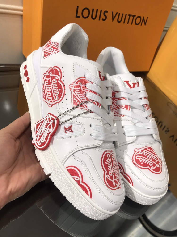 LV flats LV size  LV运动鞋