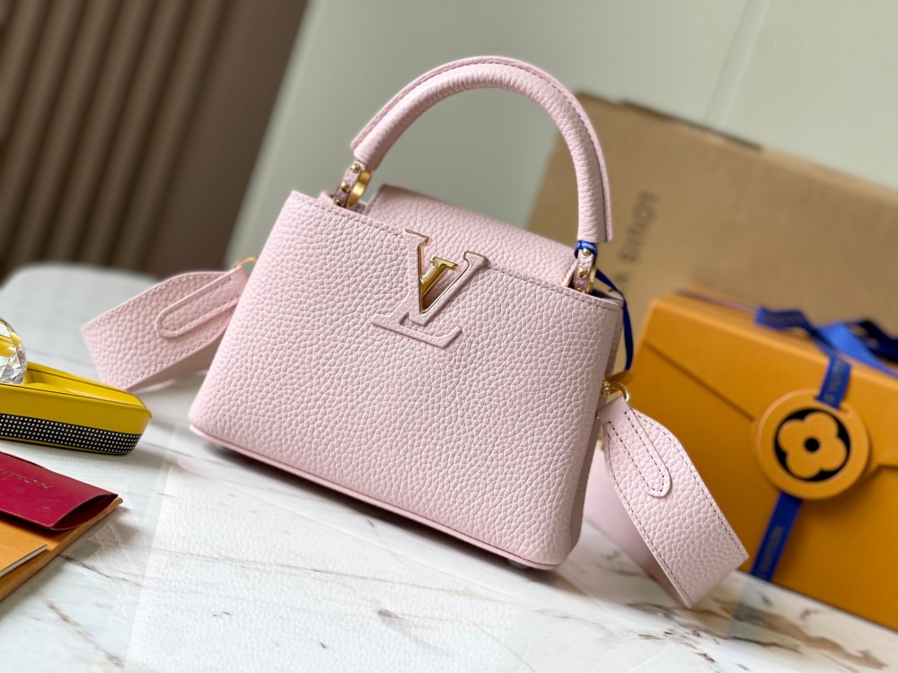 LV Capucines Mini M59433 pink