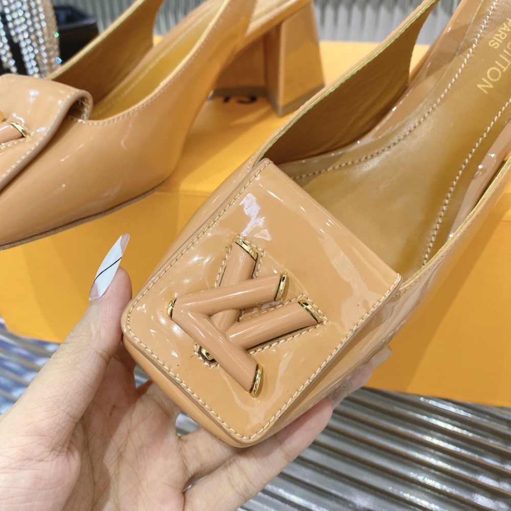 LV high heels LV  LV单鞋