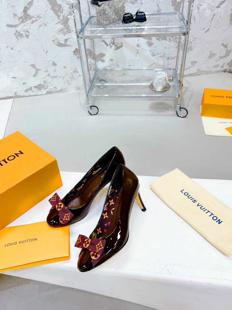 LV high heels Size  LV单鞋