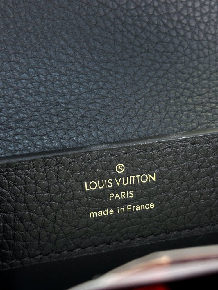 LV Capucines