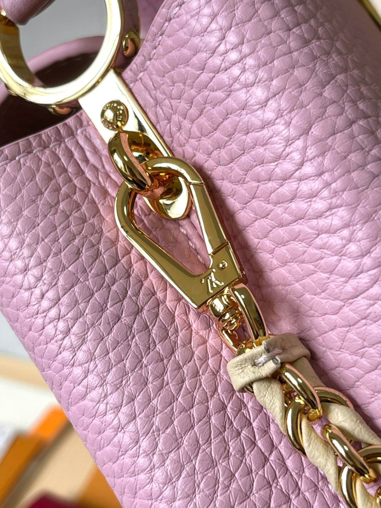 LV Capucines