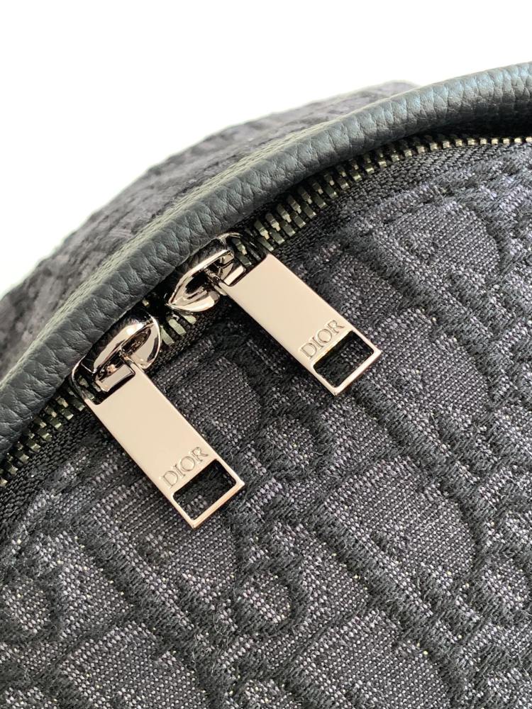 Dior manbag