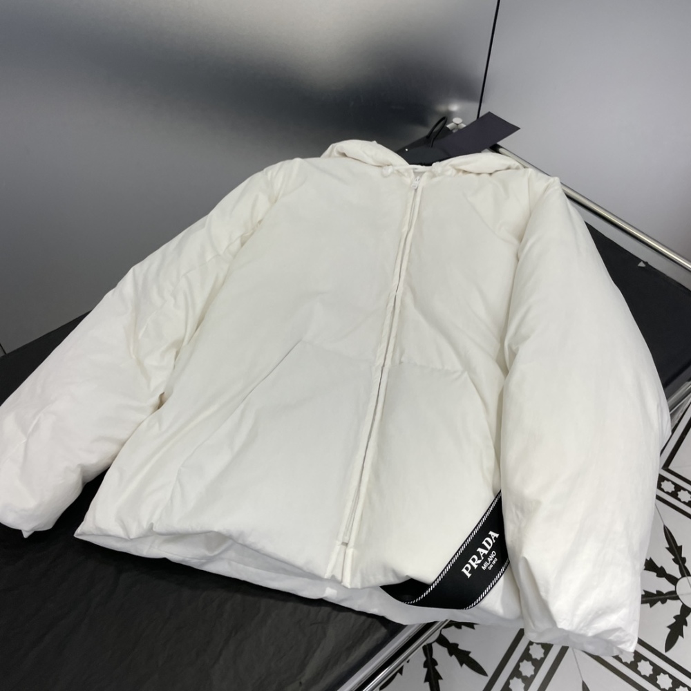 AAA top  Down jacket/cotton jacket Prada普拉达 原单狠货 羽绒服/棉服