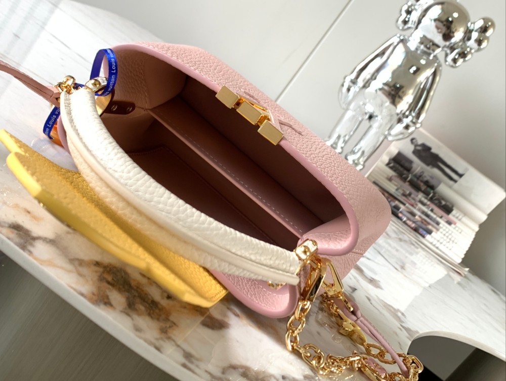LV Capucines