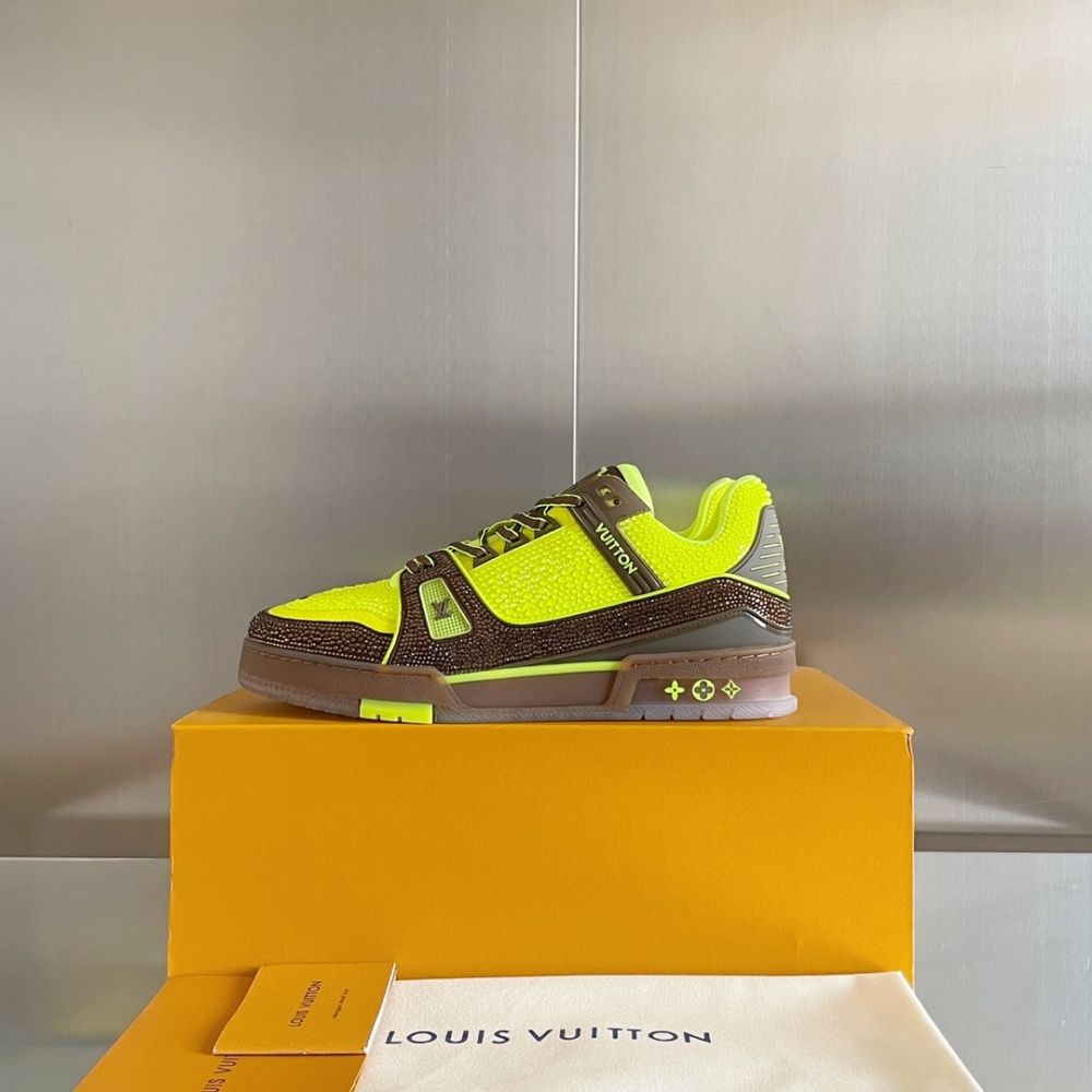LV flats LV size  LV运动鞋