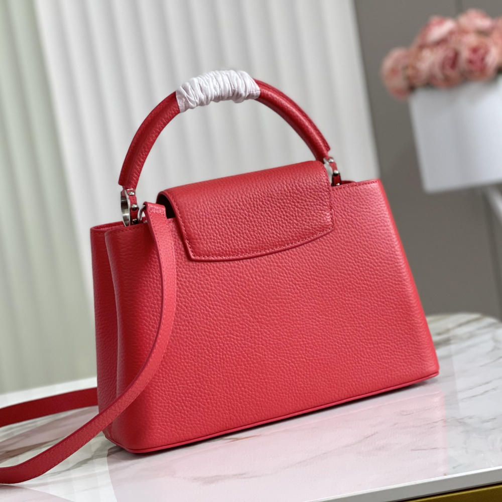Louis Vuitton Capucines mini M52689