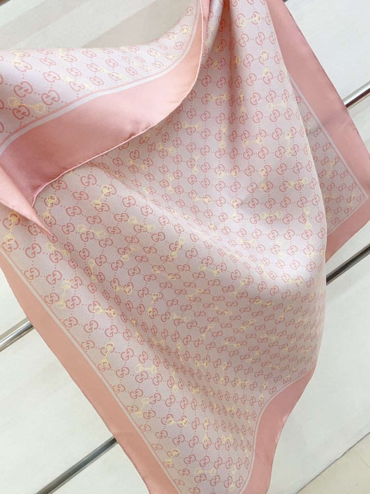 GUCCI Scarf