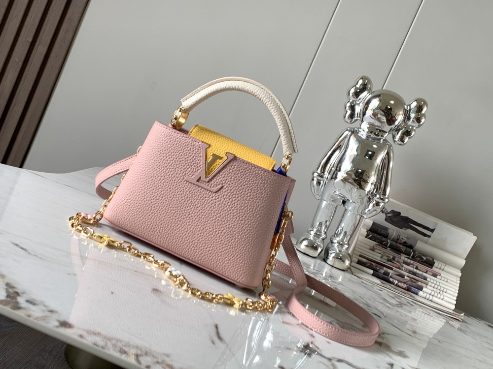 LV Capucines Mini M20845 pink