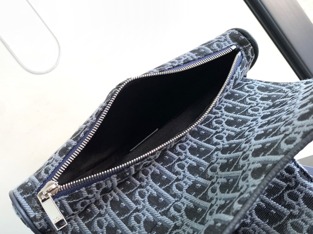 Dior manbag
