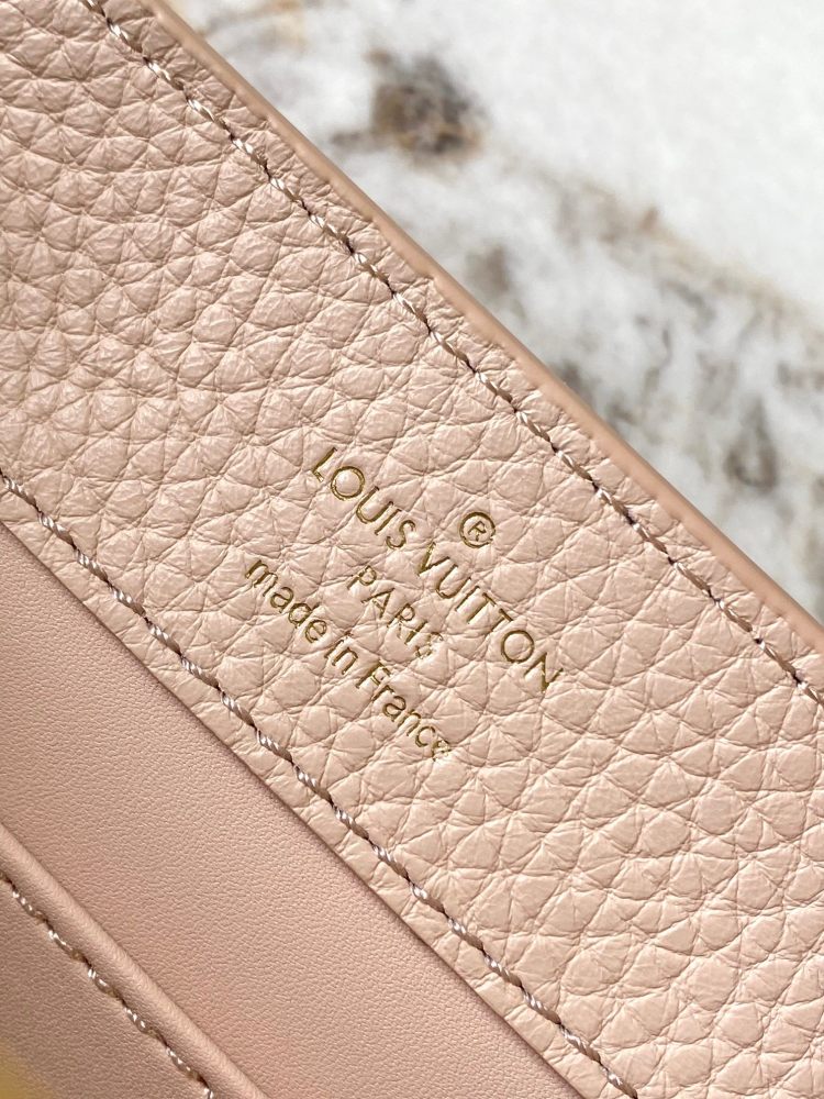 LV Capucines