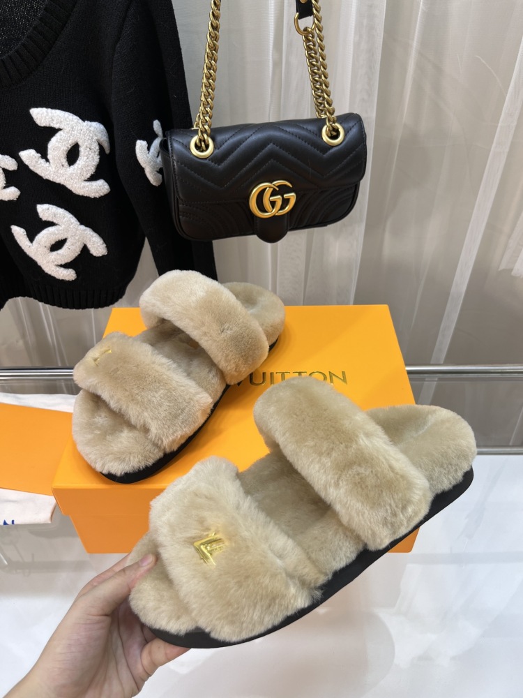 LV slippers LV  lv毛拖