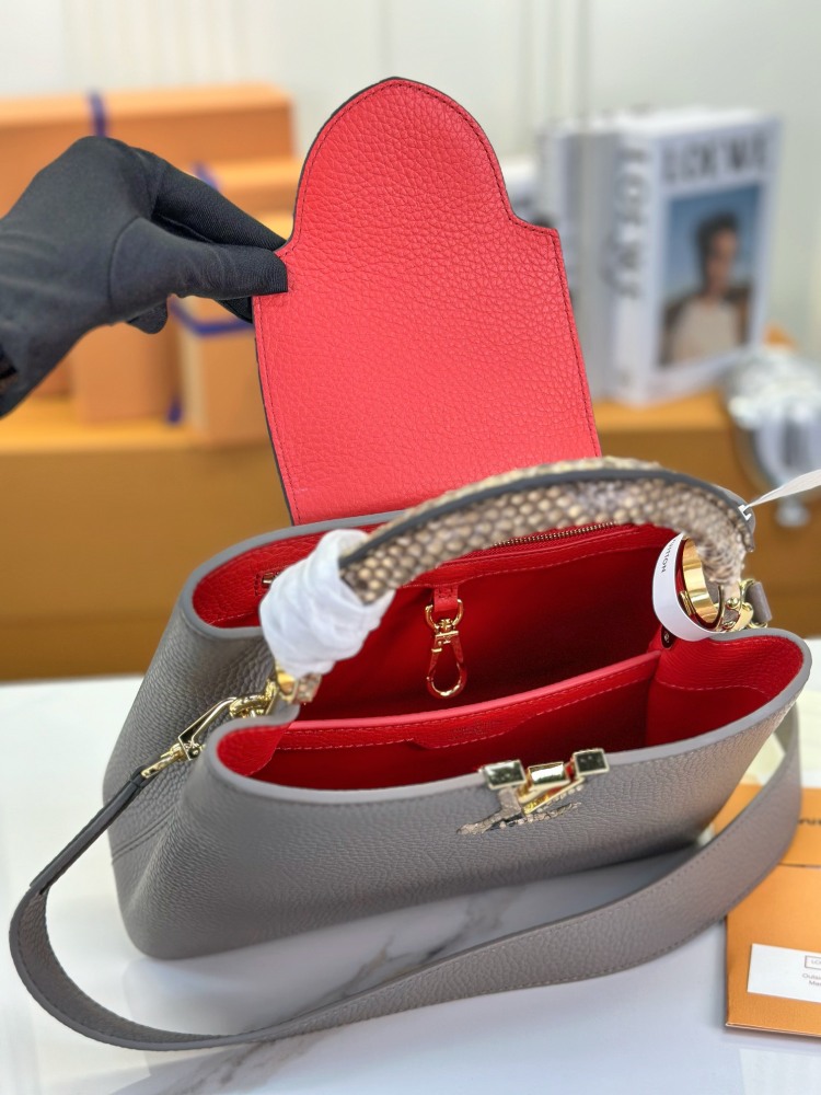 LV Capucines BB M82068Python Handle grey