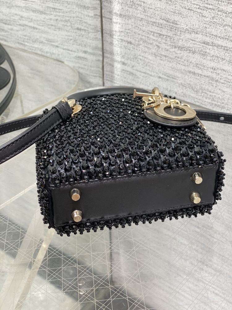 Dior Handmade bag size
