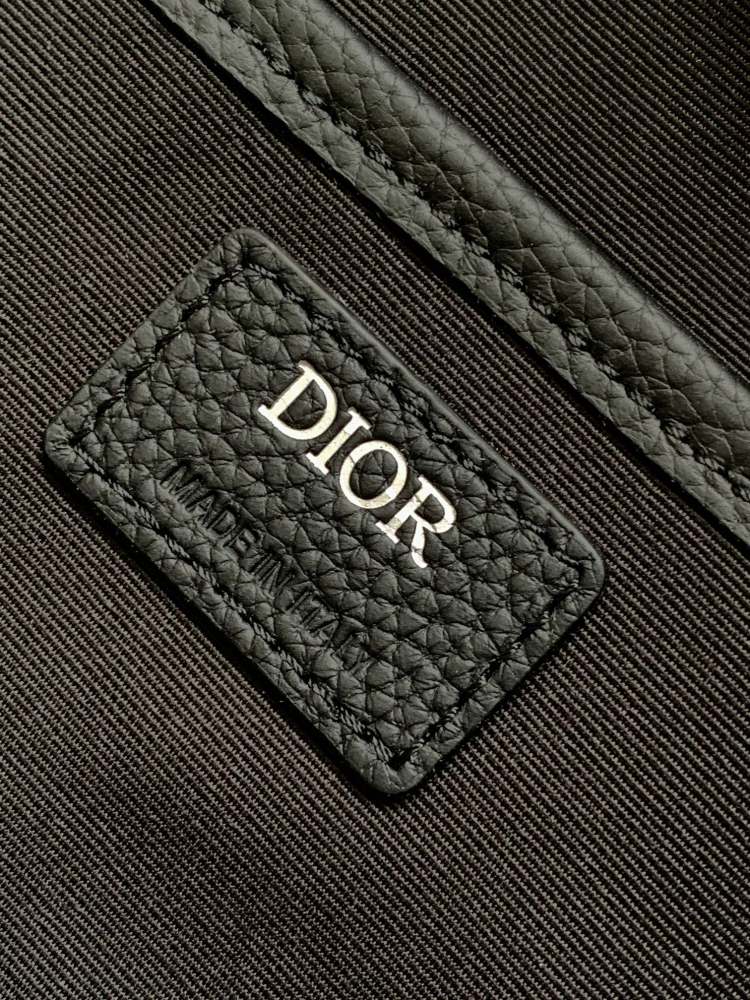 Dior manbag