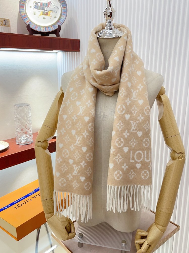 LV Scarf