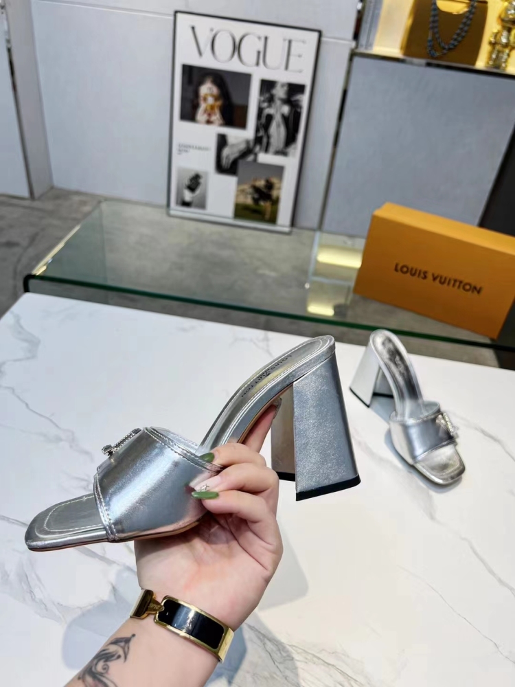 slippers Louis  LV拖鞋