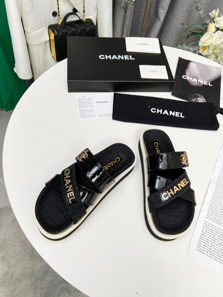 chanel  香奈儿拖鞋