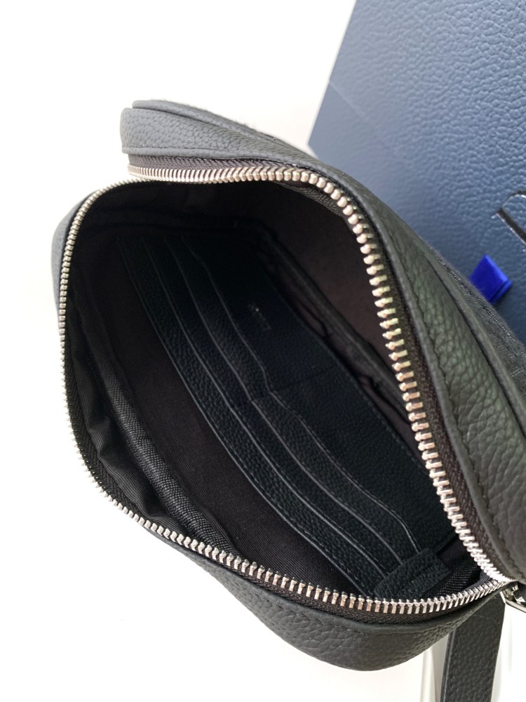 Dior manbag