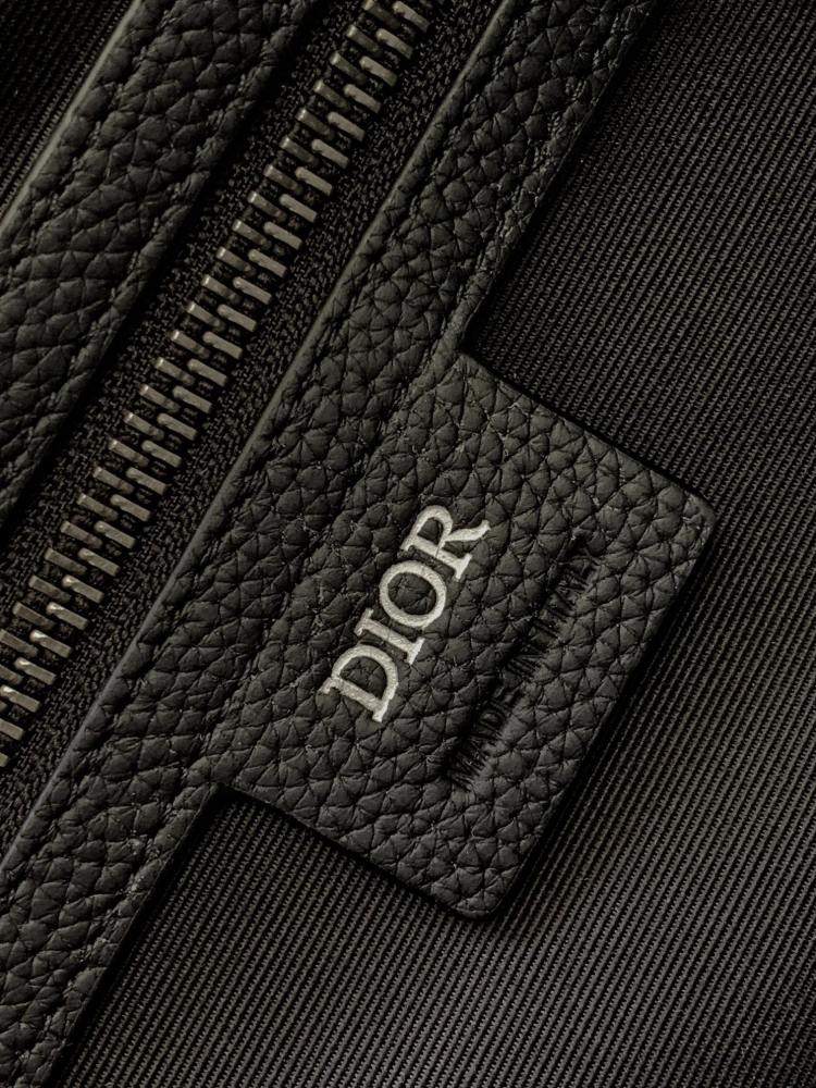 Dior manbag