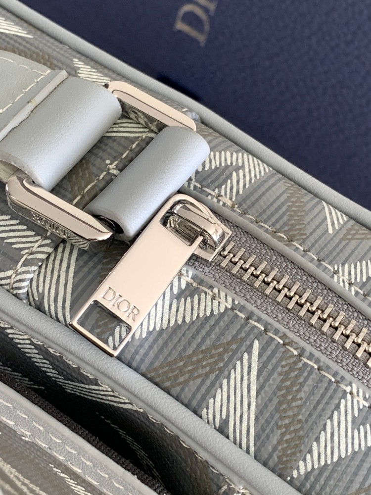Dior manbag