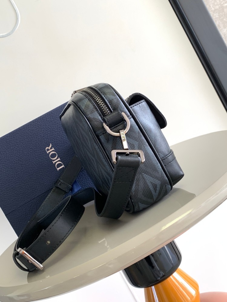 Dior man's CD Dimond Messenger Bags