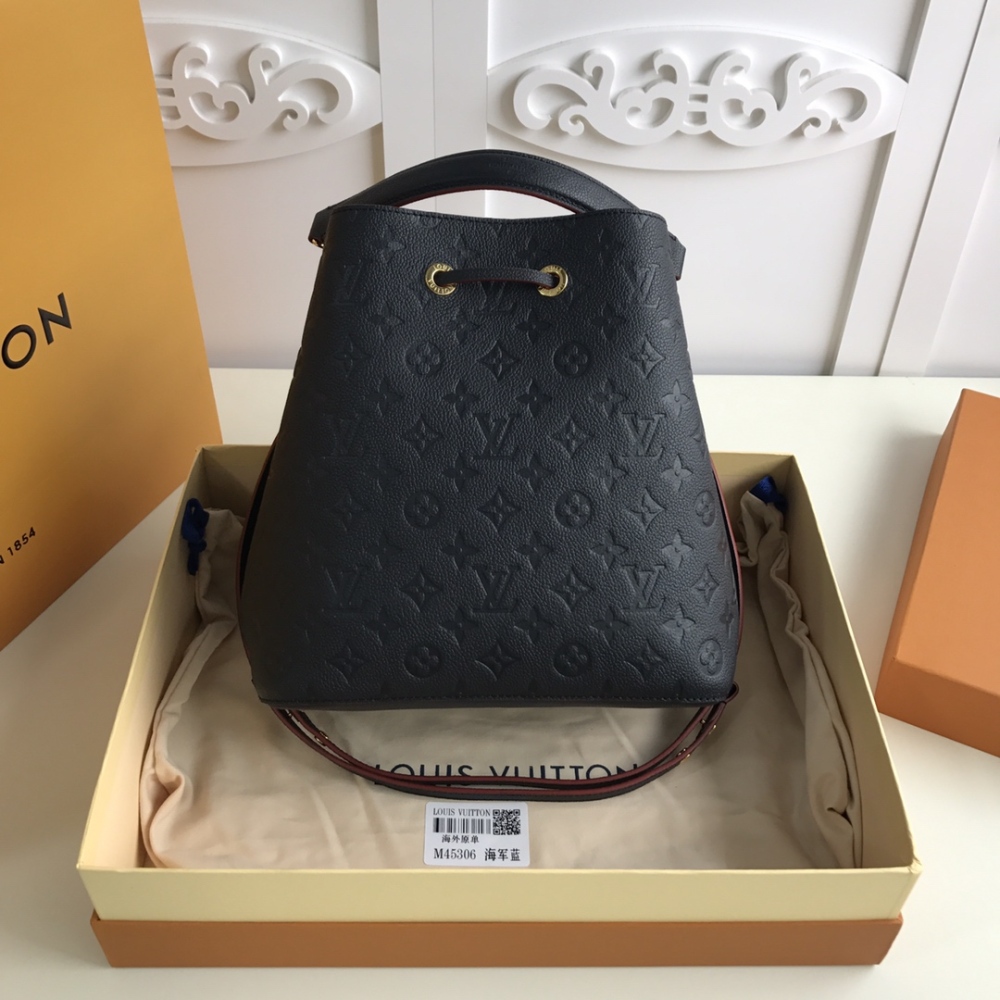 LV Monogram Empreinte Bucket Bags  size 26x26x17.5