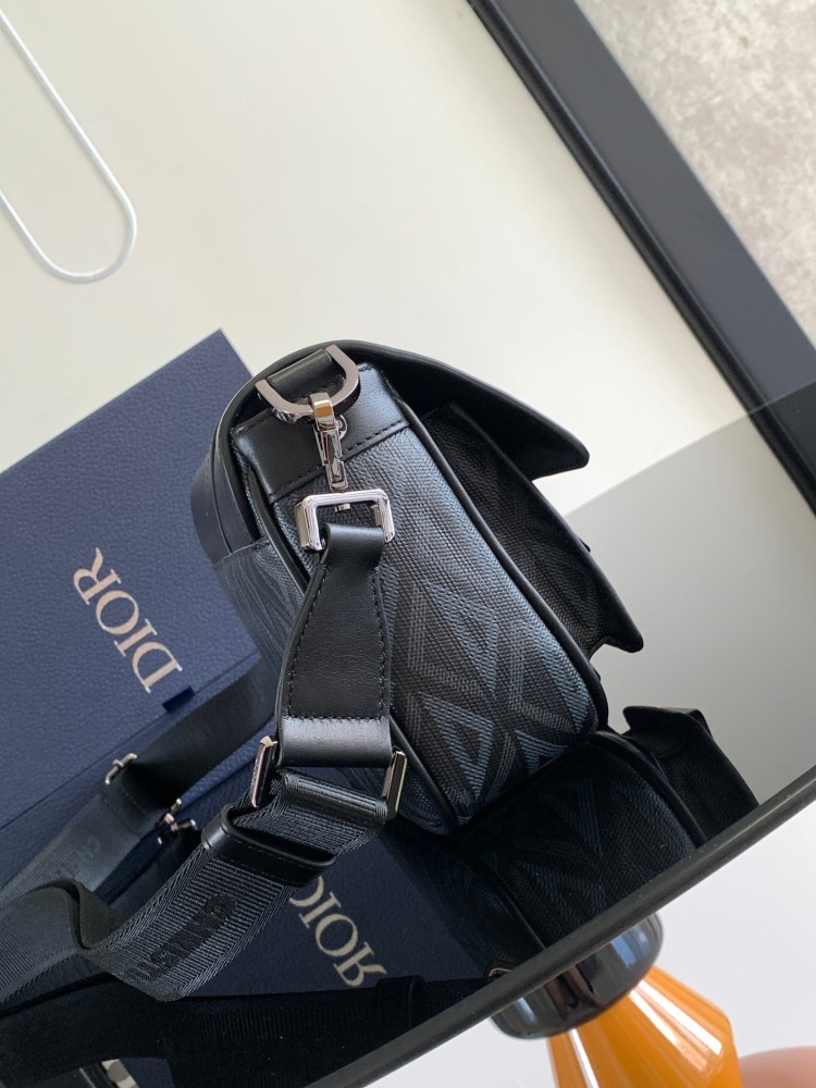 Dior man's CD Dimond Messenger Bags