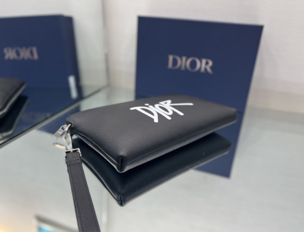 Dior manbag