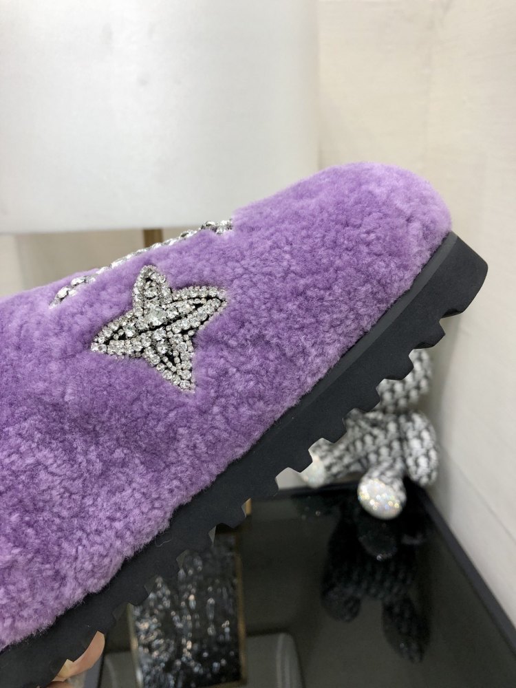 LV slippers lvu SIZE  lv毛拖