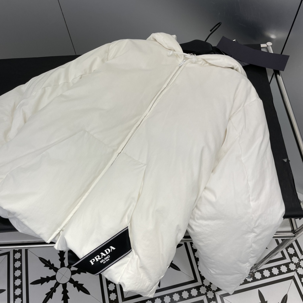 AAA top  Down jacket/cotton jacket Prada普拉达 原单狠货 羽绒服/棉服