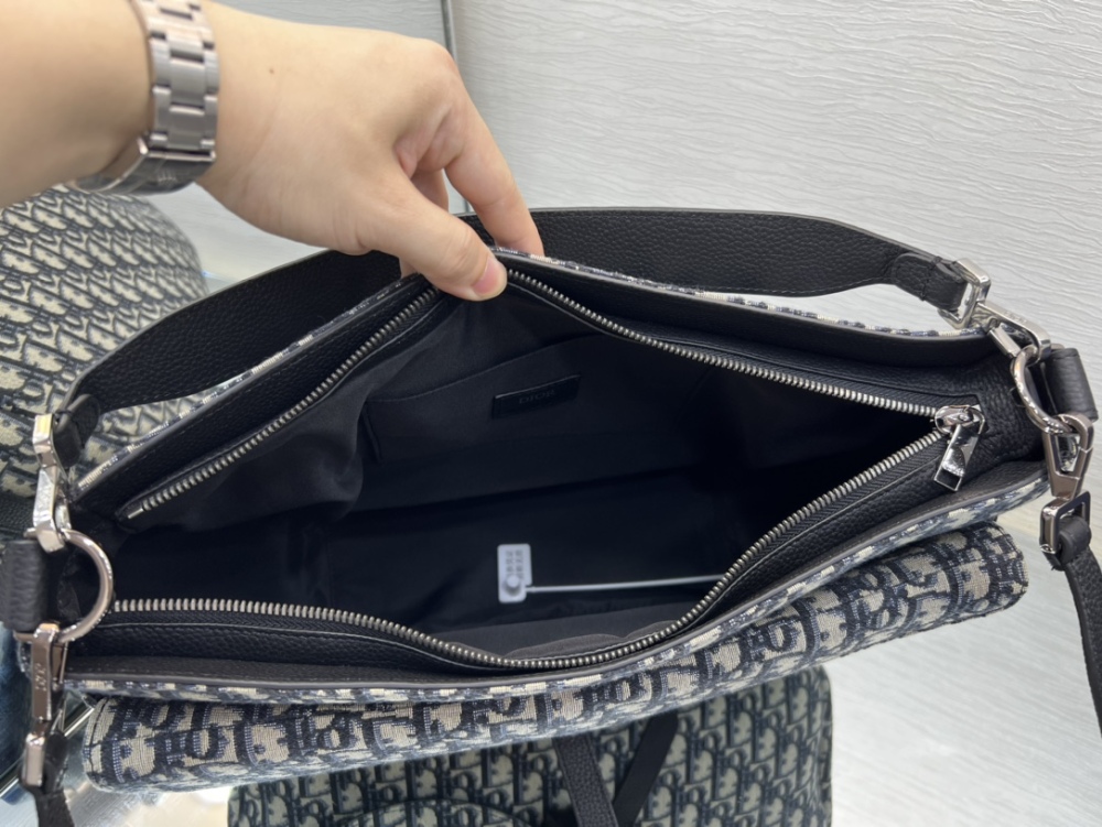 Dior manbag