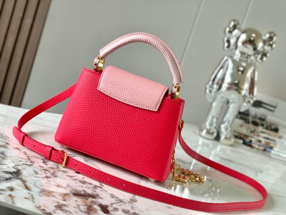 LV Capucines Mini M20845 red