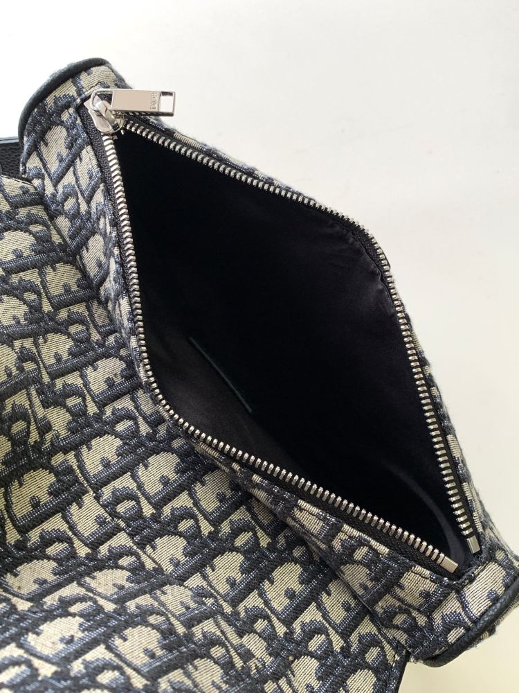 Dior manbag