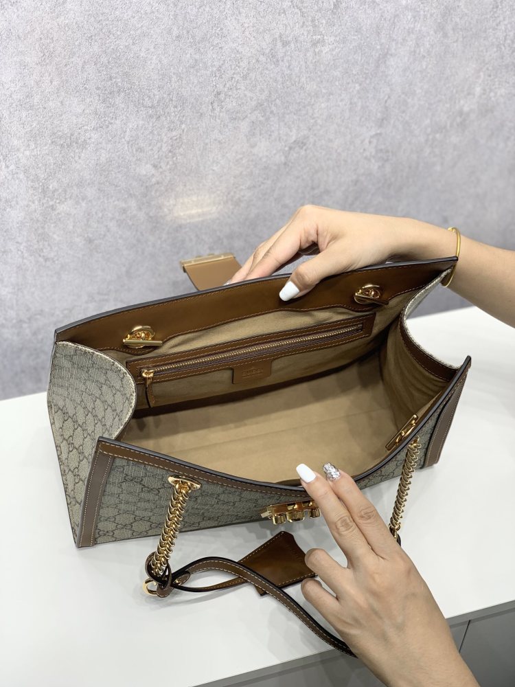 Gucci mini  size 35*24*15